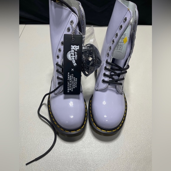 NWT New Marc Jacobs x Dr. Martens Redux Grunge Collection Leather Boot In Lilac - Picture 10 of 12